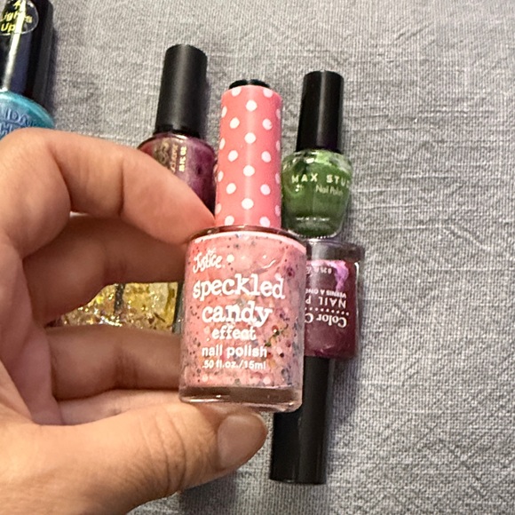 Colorful Nail Polish Set - Picture 3 of 10